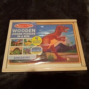 Melissa & Doug 4 Dinosaurs in a box puzzle, new sealed